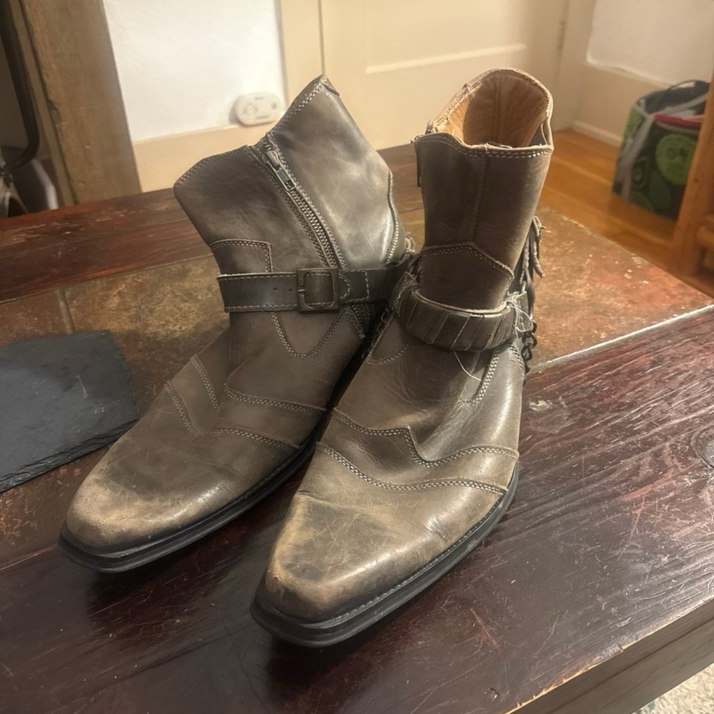 Men's Leather Boots - Gray